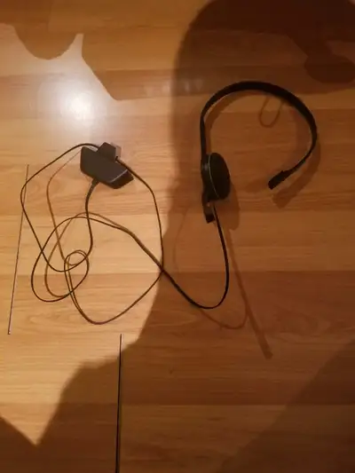 Micro xbox en parfaite condition, jamais utilisé.