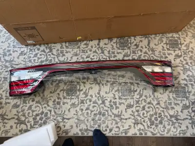 2015 dodge Durango citadel exhaust oem 300 obo Also have a brand new taillight for the hatch opened...