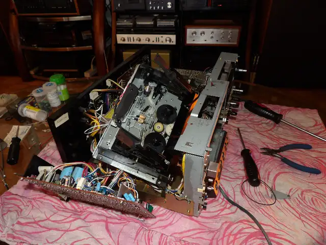 Sony EL-5 Elcaset cassette deck, CONSIDERING TRADES in Stereo Systems & Home Theatre in Gatineau - Image 8