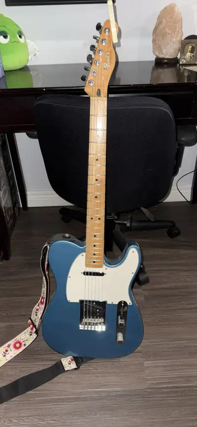 made in mexico 1994 telecaster in blue, send some trade offers ! also comes with hard case (will onl...