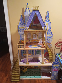 Pretty Disney Castle playset