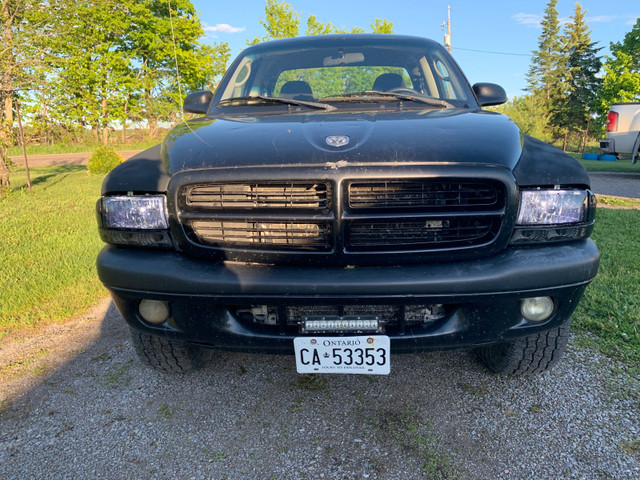 2004 Dodge Dakota V8 4.7L 4x4 in Cars & Trucks in Kawartha Lakes - Image 3