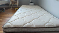 Serta sertapedic mattress (Twin size)