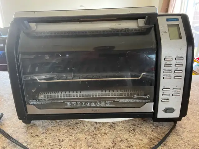 Electric Oven Toaster Broil/ Rotisserie  in Toasters & Toaster Ovens in Mississauga / Peel Region - Image 3