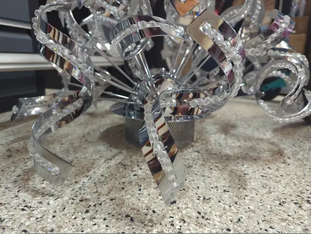 Orion Crystal Chandelier 12 bulbs in Indoor Lighting & Fans in Markham / York Region - Image 4