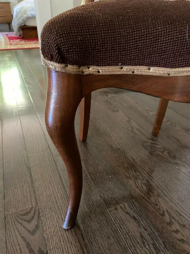 Antique Balloon Back Solid Wood Chair Needlepoint Seat in Dining Tables & Sets in Kingston - Image 5