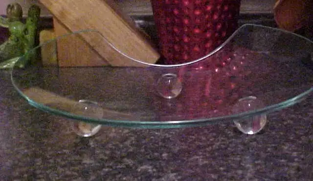 UNIQUE SHAPE GLASS PLATE in Home Décor & Accents in Ottawa - Image 7