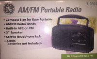 GE 7-2664 Classic Portable AM/FM Radio, Black