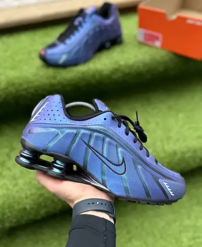 Nike Shox R4 Iridescent Metallic Brand New Shoes Mens 8,5, View more