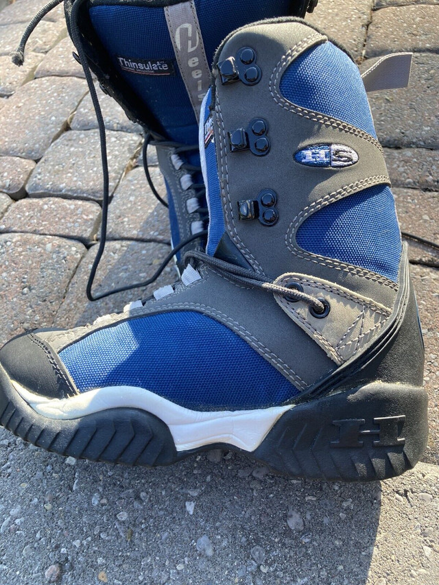 HeelSide Women’s Snowboarding Boots in Snowboard in City of Toronto