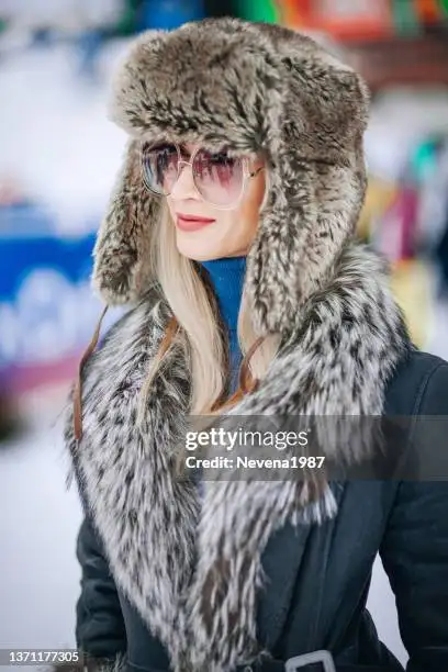 Cool Winter Hat in Men's in City of Halifax - Image 4