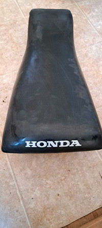 Honda trx250 seat