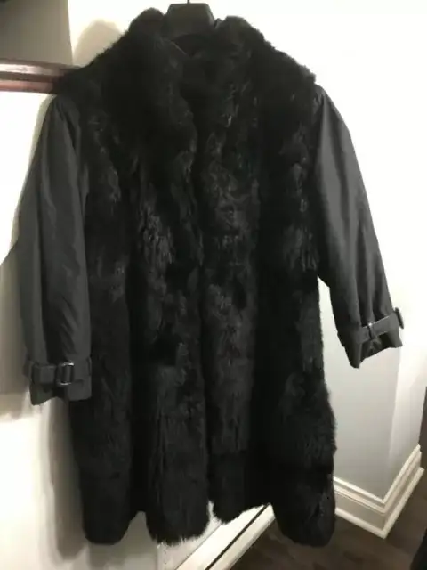 Pelisse de vison noir et manteau long in Women's - Tops & Outerwear in Québec City - Image 4