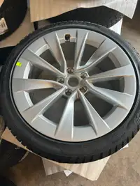 NEW OEM Tesla Model 3 19 Sport Winter Tire Pkg 235/40/19 Bluetoo