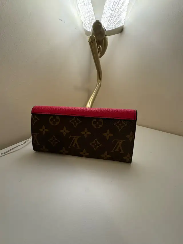 women’s bag  in Bags & Luggage in Oakville / Halton Region - Image 3