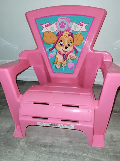 Toddler chair ...pink paw patrol 