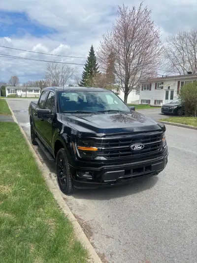 Transfer de location pour mon Ford F-150 XLT 2025 Supercrew ou echange avec Ford explorer v6 Détails...