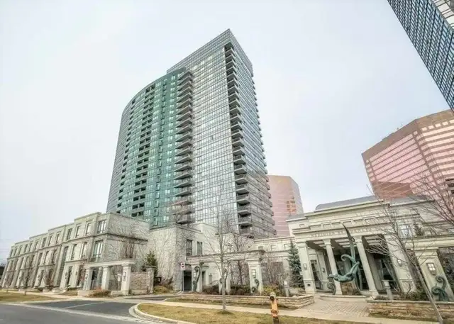 YONGE & FINCH | ONE BED+DEN | 15 Greenview Ave in Long Term Rentals in City of Toronto - Image 2