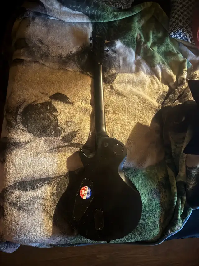 LTD Ec-407 Eclipse in Guitars in Edmonton - Image 3