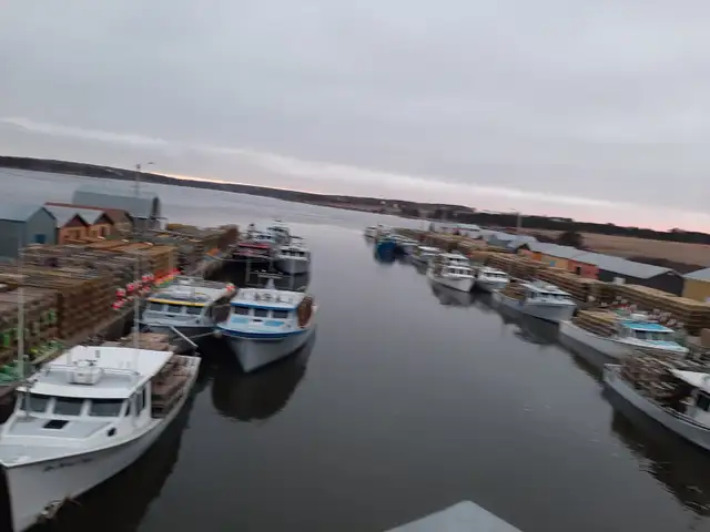 Oceanfront Beach House North Lake in Prince Edward Island in Canada - Image 13