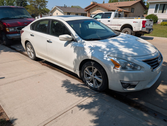 2013 Nissan Altima in Cars & Trucks in Edmonton - Image 2