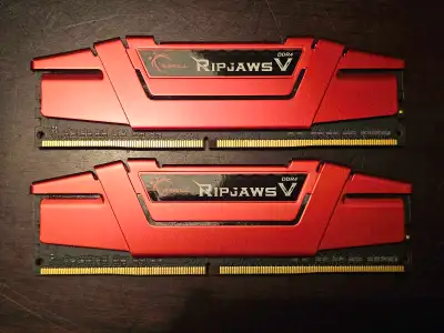 (16GB) 2 barrettes de RAM G.Skill RipJaws V DDR4 2x8GB 2666MHz, View more