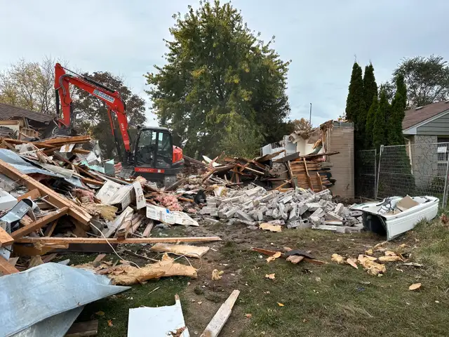 We are experiencing in Excavations, Demolition & Waterproofing62863228711169121
