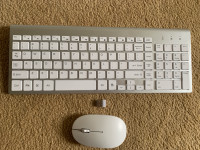 Wireless Keyboard - Aesthetic and White