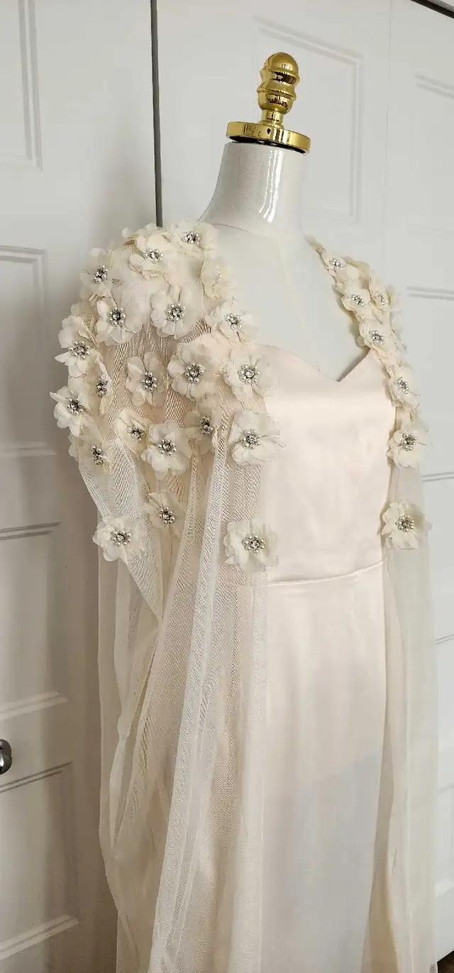 robe de mariage  in Women's - Dresses & Skirts in Longueuil / South Shore - Image 7