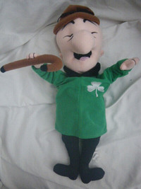 17 inches Mr Magoo plush doll; poupée en peluche Monsieur Magoo