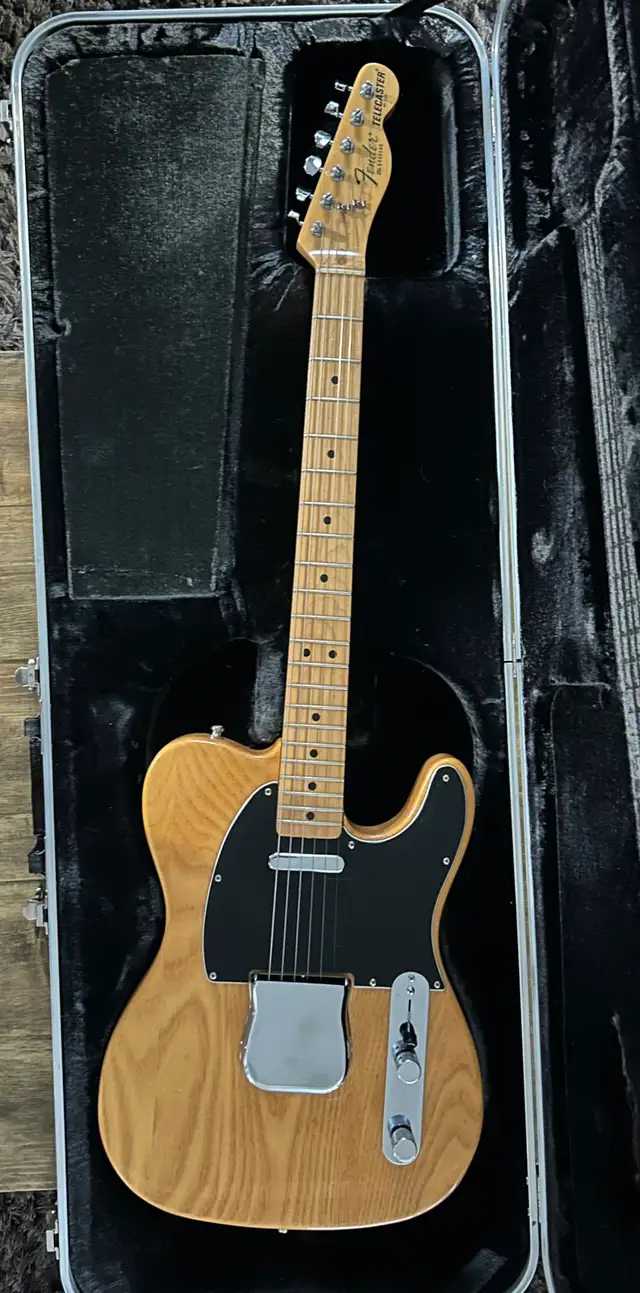 1978 fender telecaster  in Guitars in City of Montréal - Image 3