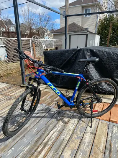 Vélo Bike DCO X Zone comme neuf Cadre / frame Aluminium 20 pouces/inches Équipé Shimano 21 vitesses...