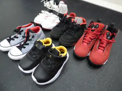 Selling 5 pairs of used kids shoes. 30$ a pair or make an offer on the lot. All in good to like new...