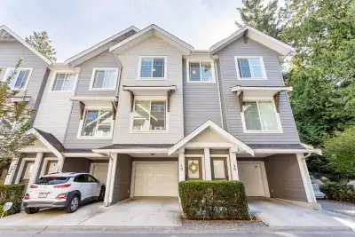 Very central location, quiet and low density community with famous school nearby: walking distance t...