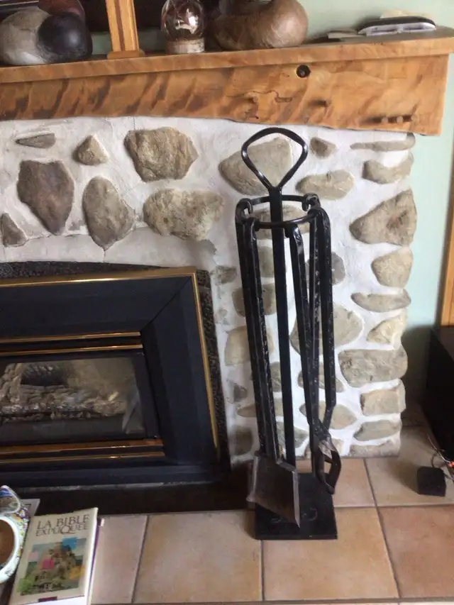 Instruments de foyer in Fireplace & Firewood in Lanaudière - Image 2