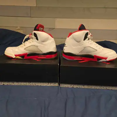 2013 & 2025 Fire red black tounge, View more