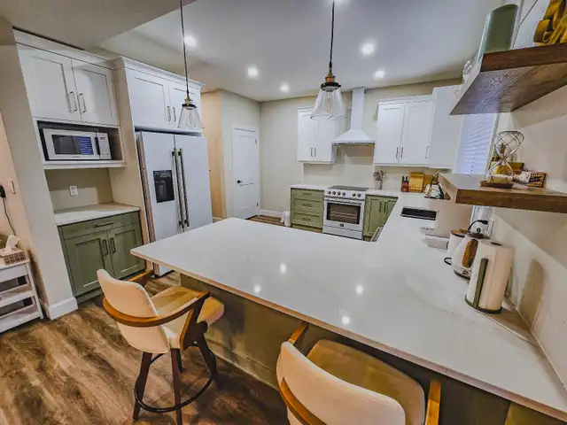 New Fully Furnished Beach House for Rent in Ontario in Canada - Image 7