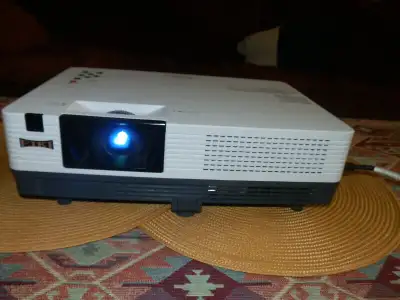 Eiki LC-XBM26 3LCD Projector 2600 ANSI HD 1080i  NO remote cont, View more