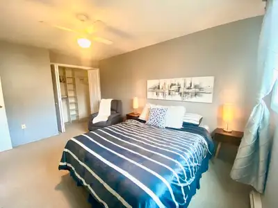 Fully furnished, newly renovated, spacious room for rent in 3-bdrm condo available immediately. Are...
