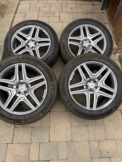 Selling Winter Rims and Tires for a Mercedes Benz ML, GLE, GL and more! 265/50/R20 all around Michel...