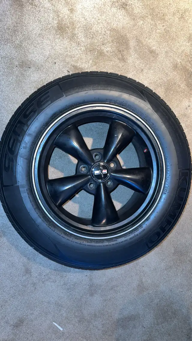 5x114.3 original black mustang rims and tires in Tires & Rims in Sudbury - Image 3