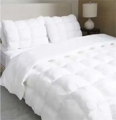 Suite Sanctuary 3-Piece Comforter Set, Double/ Queen, White -New, View more