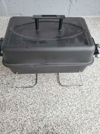 Char-Broil BBQ - Portable Gaz Grill
