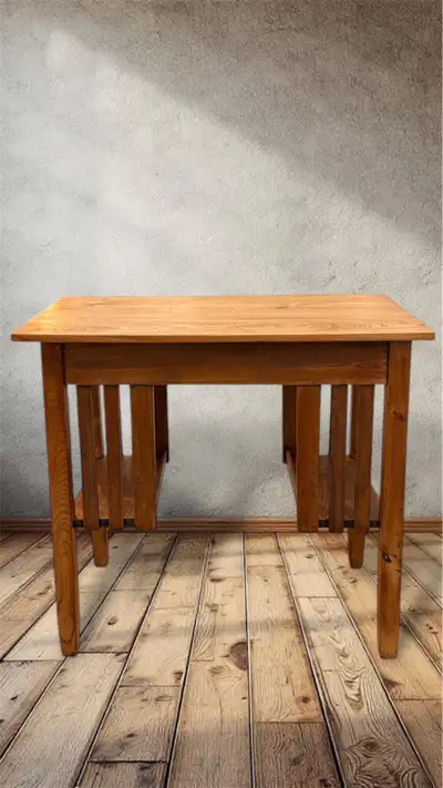 Superbe table restaurée. LIRE DESCRIPTION SVP., View more