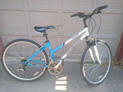 Recently serviced 700 c tire, 18 speed, 16" frame ladies Supercycle Solaris hybrid. Easy shifting pa...
