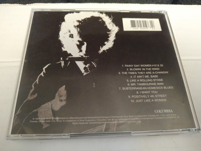 Bob Dylan's greatest hits music CD in like new condition  in CDs, DVDs & Blu-ray in Kitchener / Waterloo - Image 2