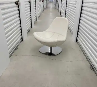 Ikea Tirup egg chair ( EXCELLENT), View more