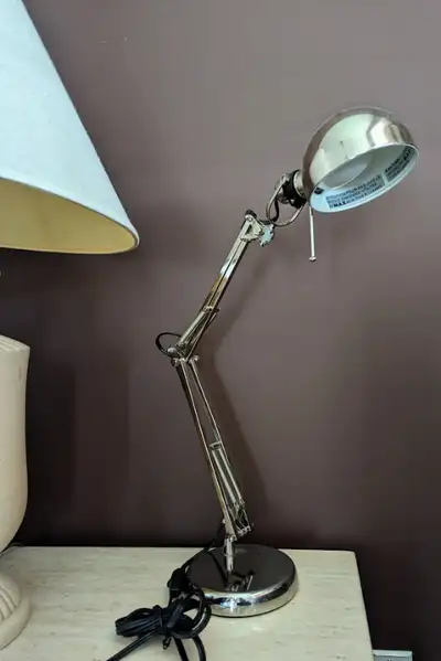 Like new condition if the ad is up it is available https://www.ikea.com/ca/en/p/forsa-work-lamp-nick...