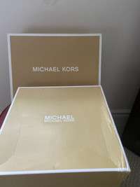 New MICHAEL KORS authentic heels 