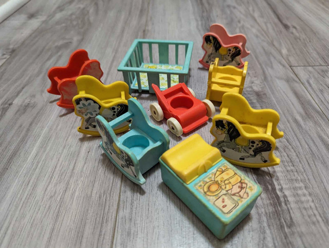 Vintage Fisher Price Nursery Lot (Play Quality) in Toys in Ottawa
